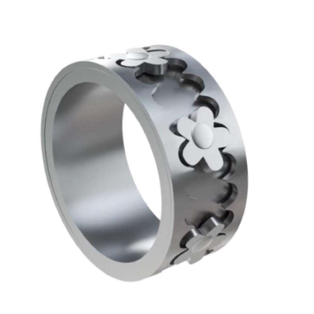 Sterling Silver spinning ‘Rachel’ ring | Size: 6